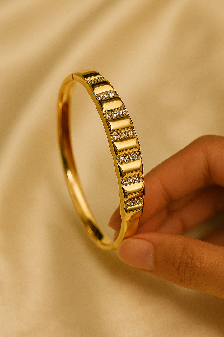 18K Gold-Plated Luxe Panel Bangle | Anti-Tarnish Designer Finish