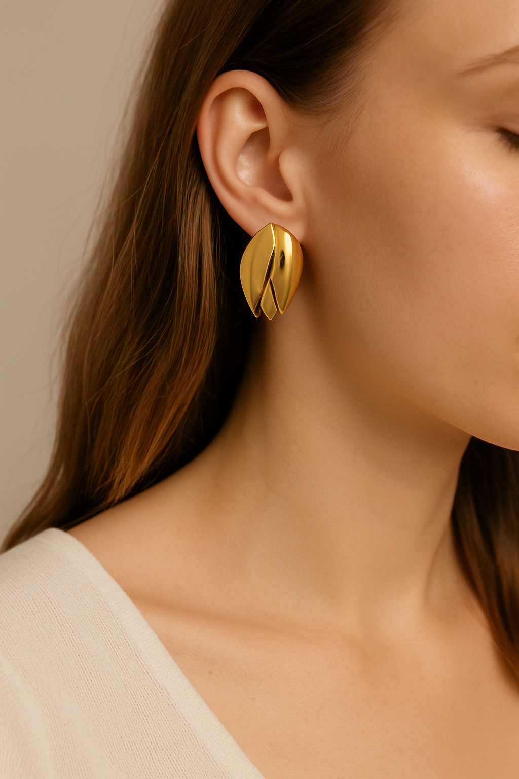 Zyra Sculpted leaf Studs