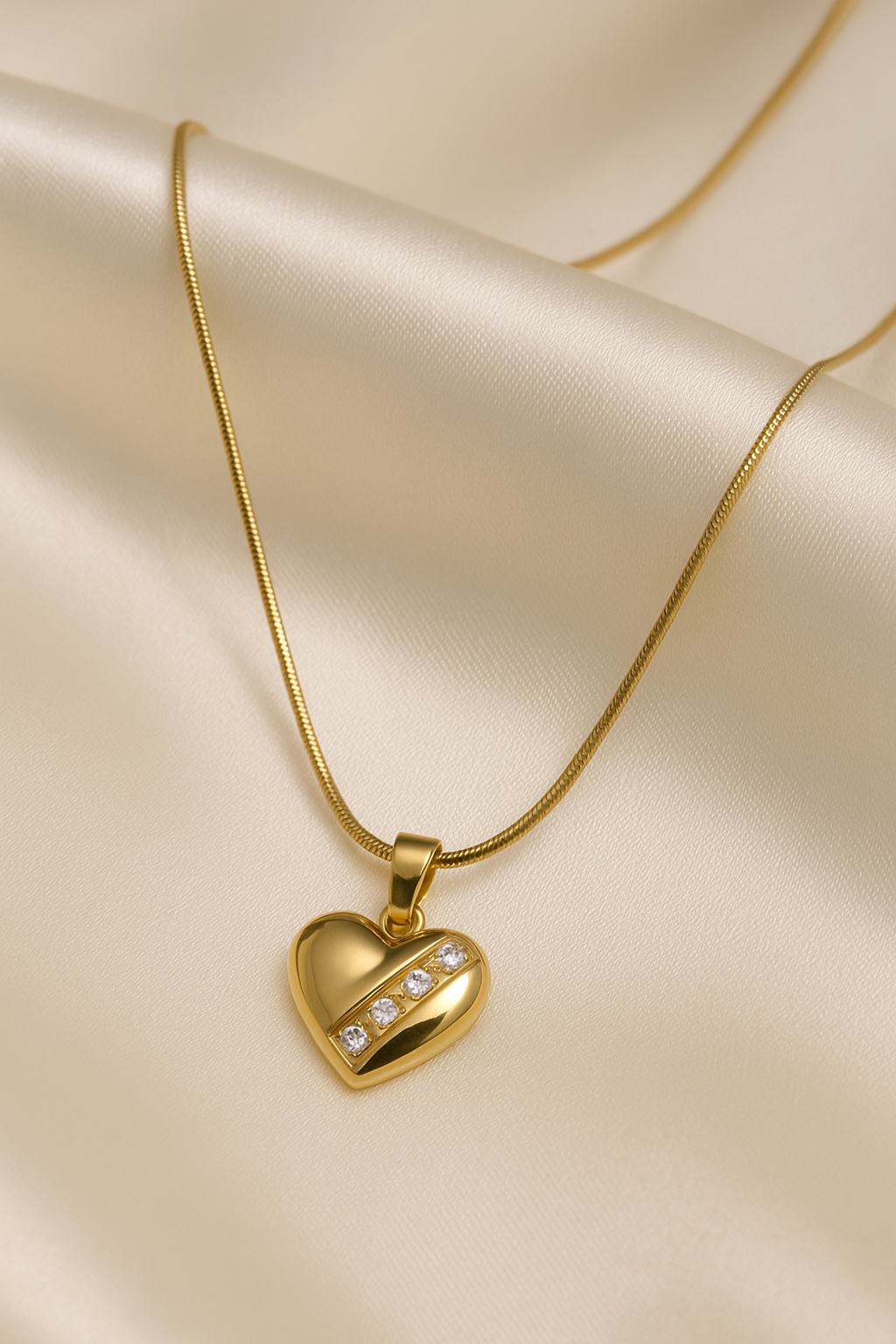 Luxe Heartline Pendant Necklace