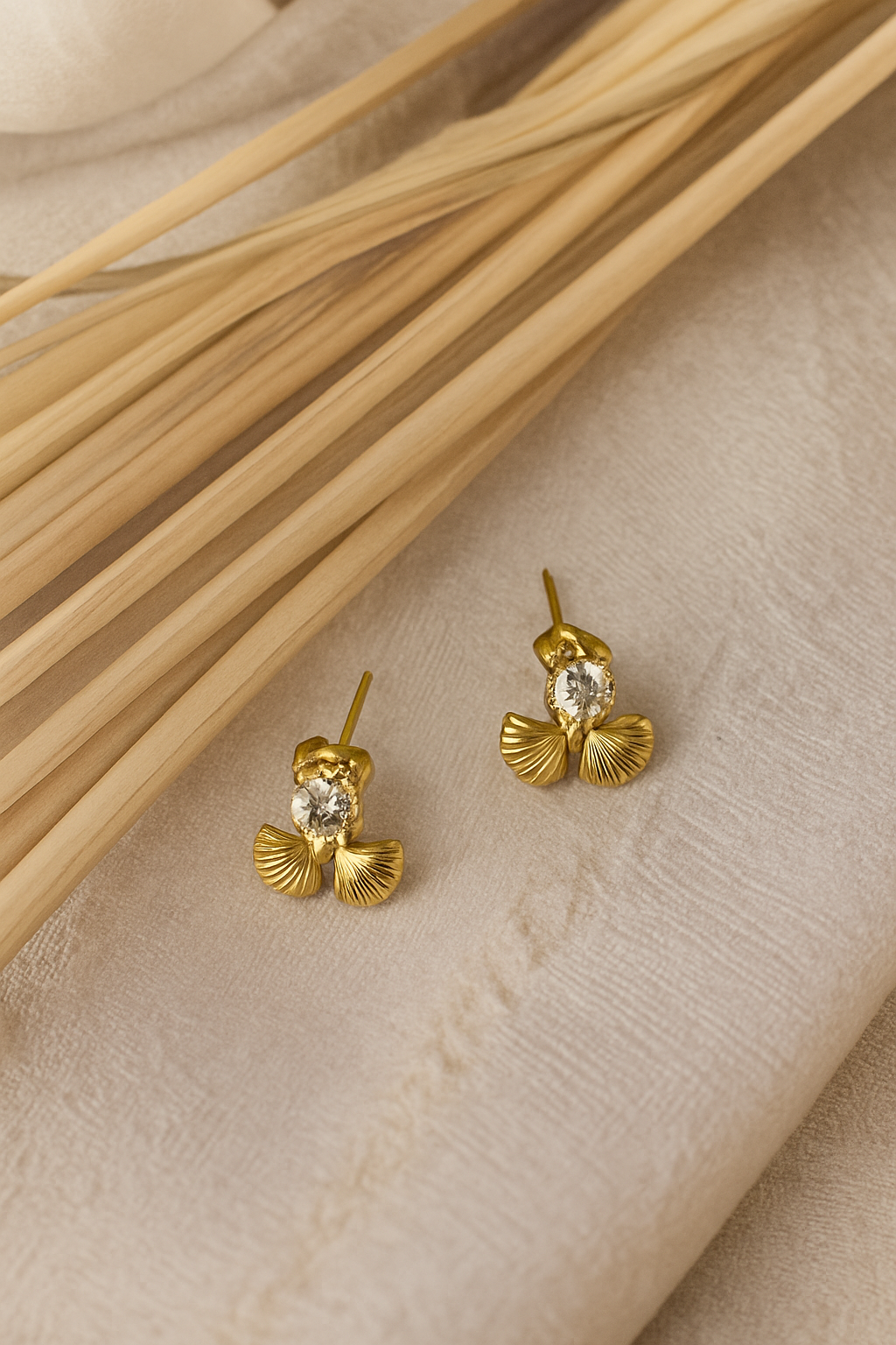 Aurora Shell Spark Studs