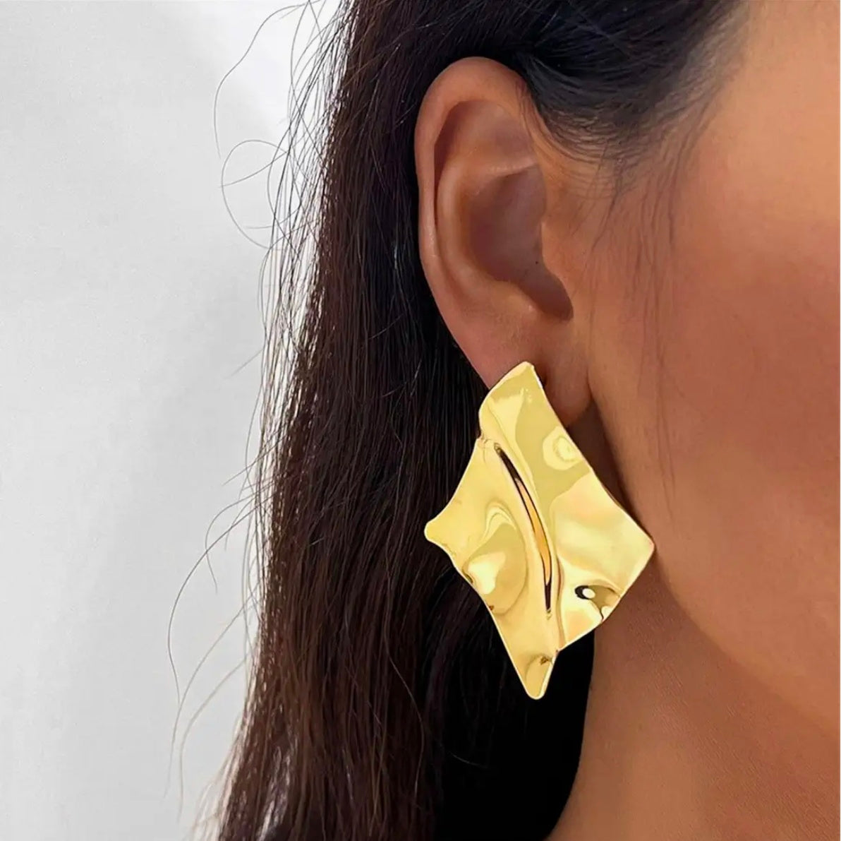 Vexa Folded Sculpt Earrings