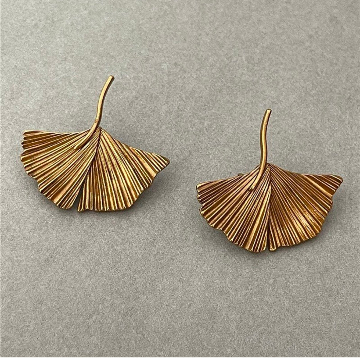 Gingla Botanical Leaf Studs