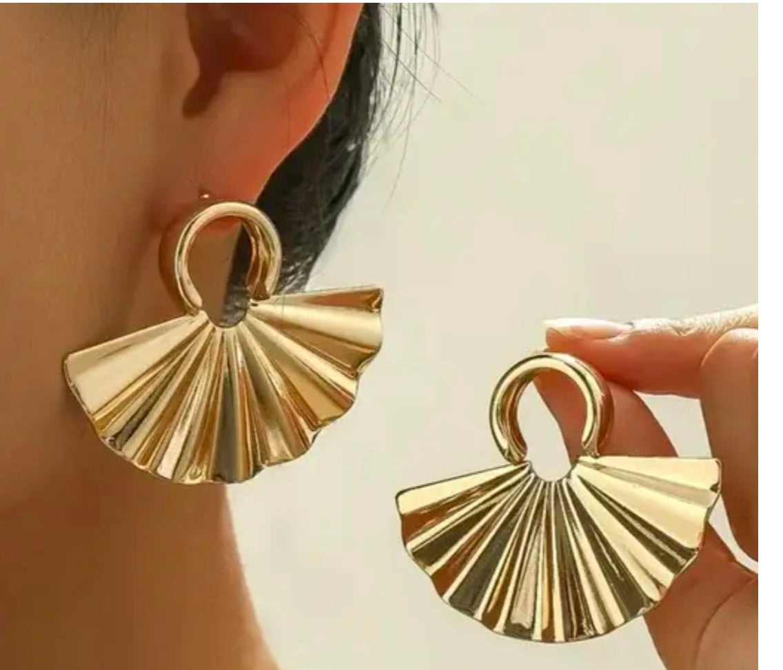 Sierra Fan Hoop Earrings