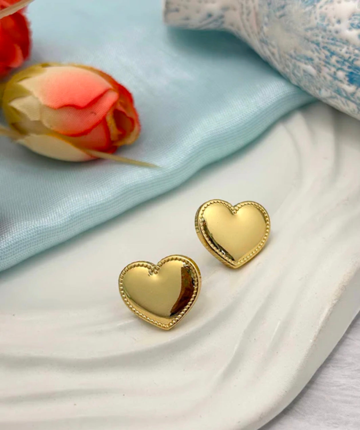 Amora Heart Studs