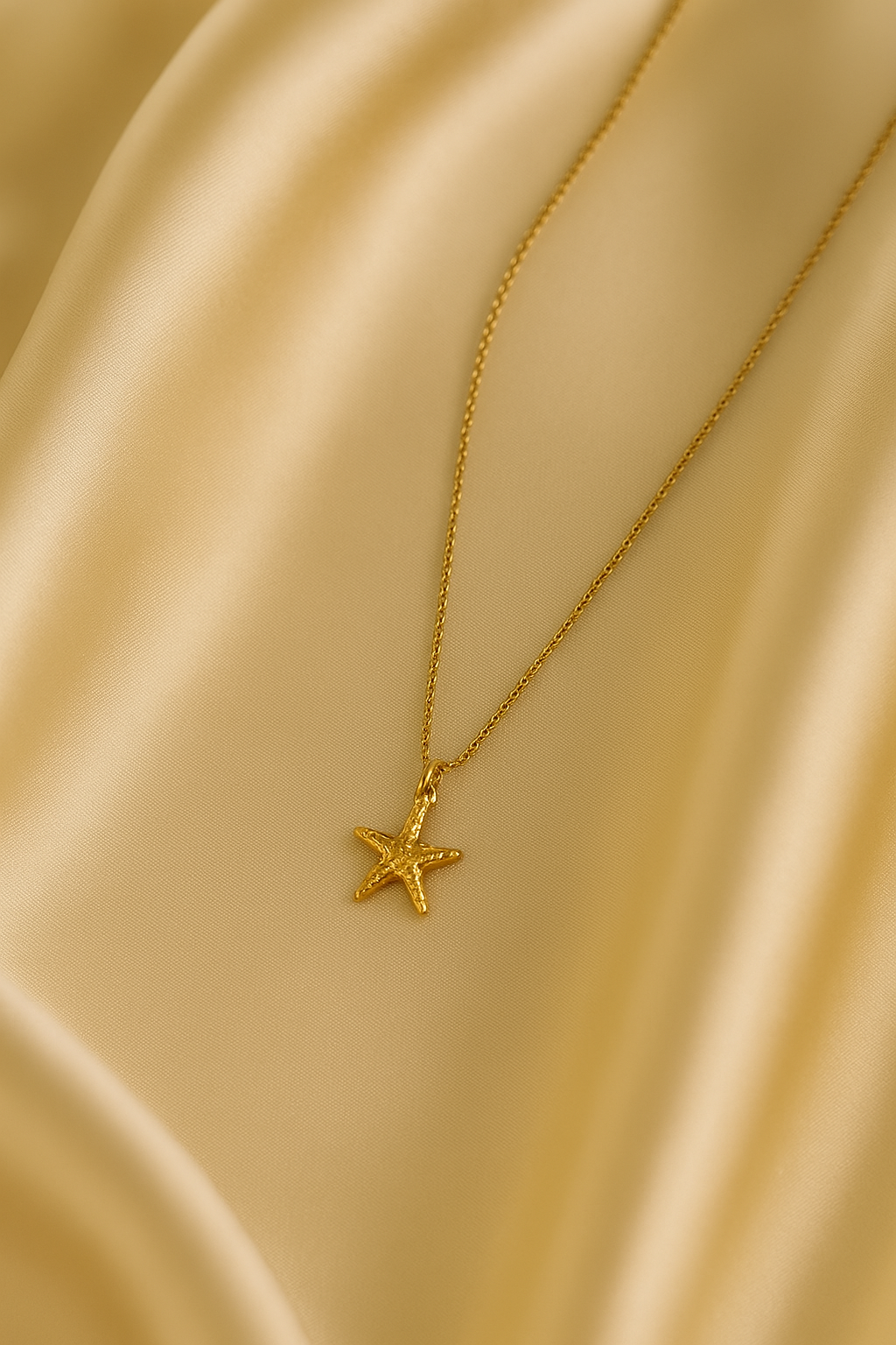 Golden Shore Star Fish Necklace