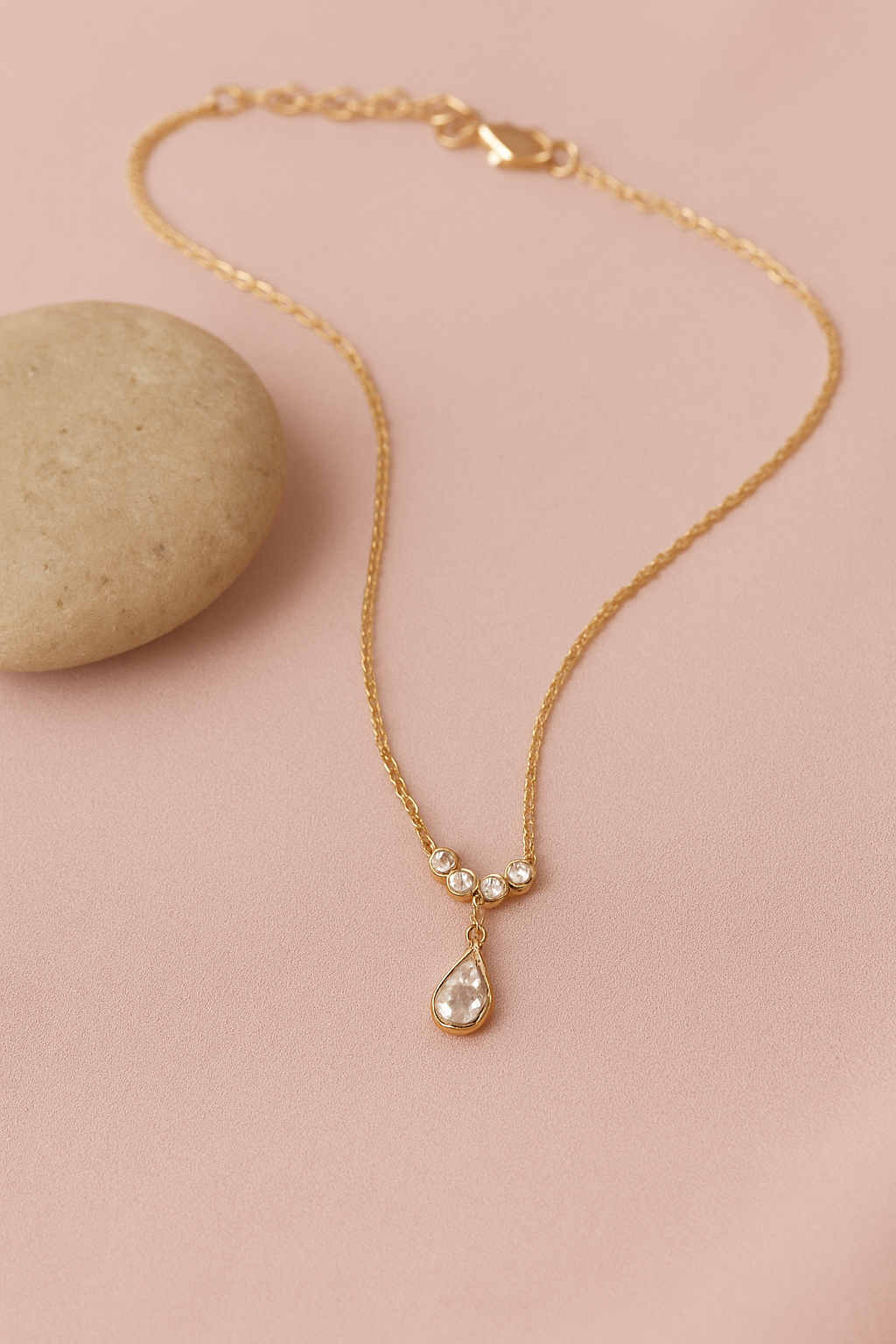 Noor Drop Pearl Necklace Kundan-Style Pendant