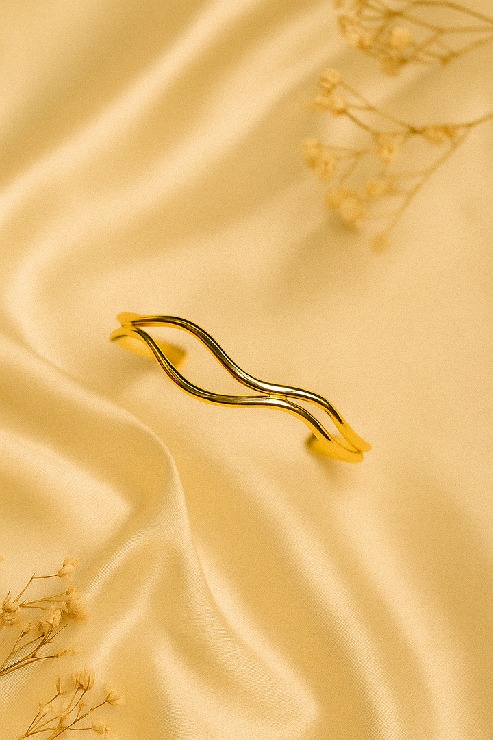 18K Gold-Plated Wave Cuff Bangle | Sculptural Minimalism | Anti-Tarnish