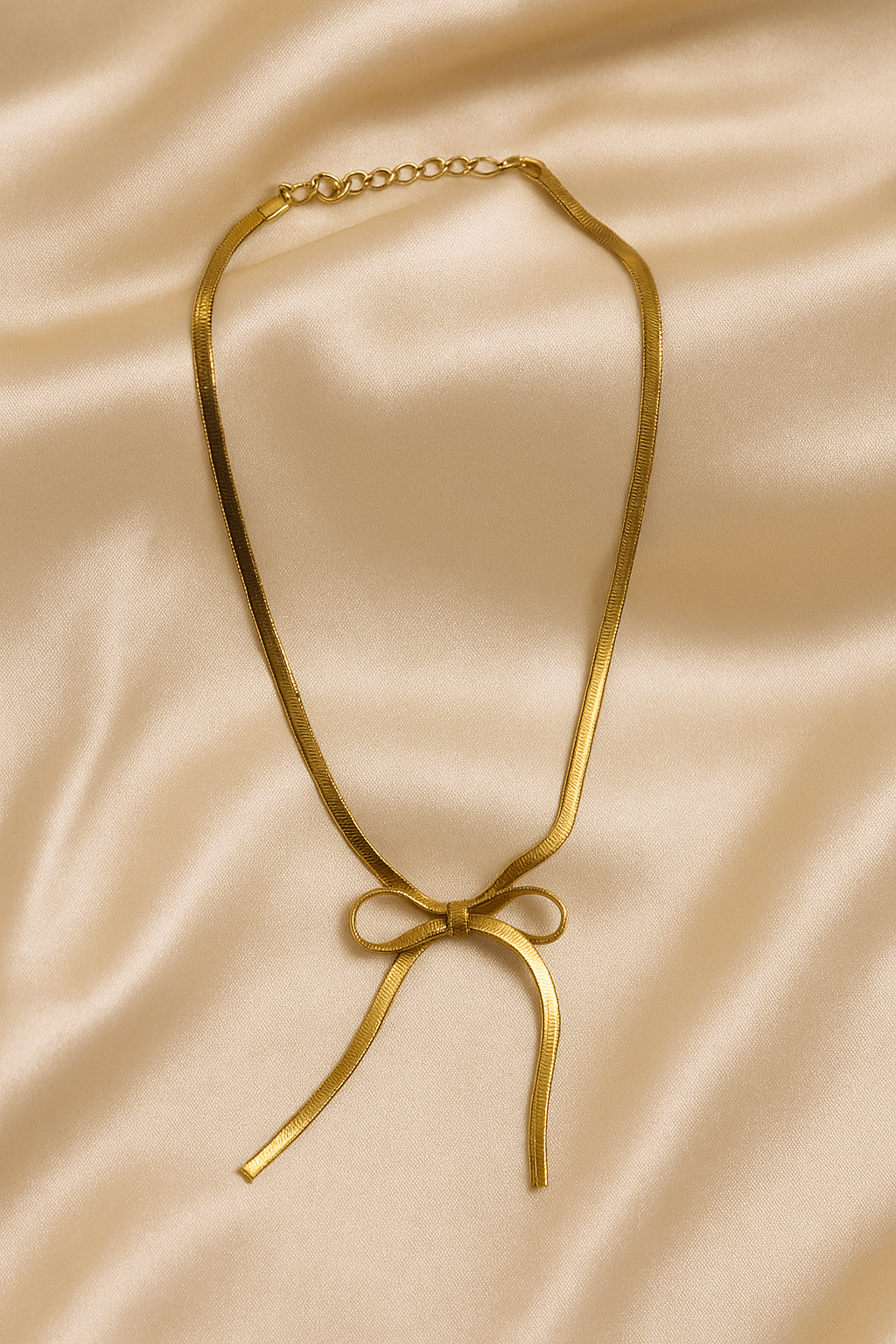 Golden Bow-Tie Necklace