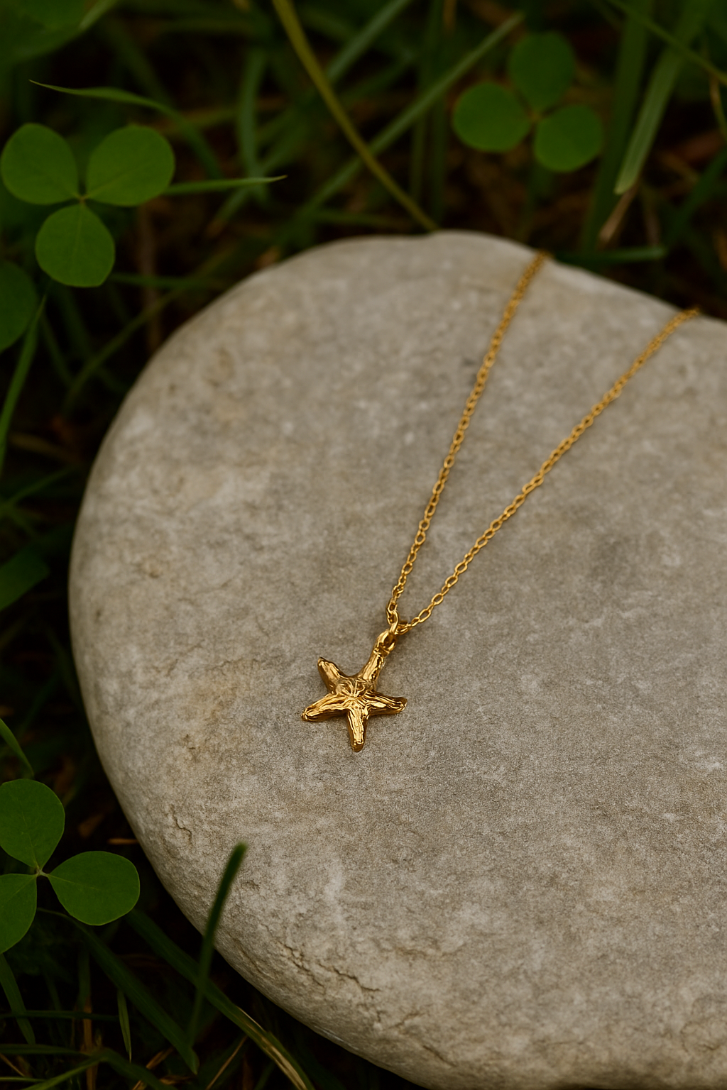 Golden Shore Star Fish Necklace