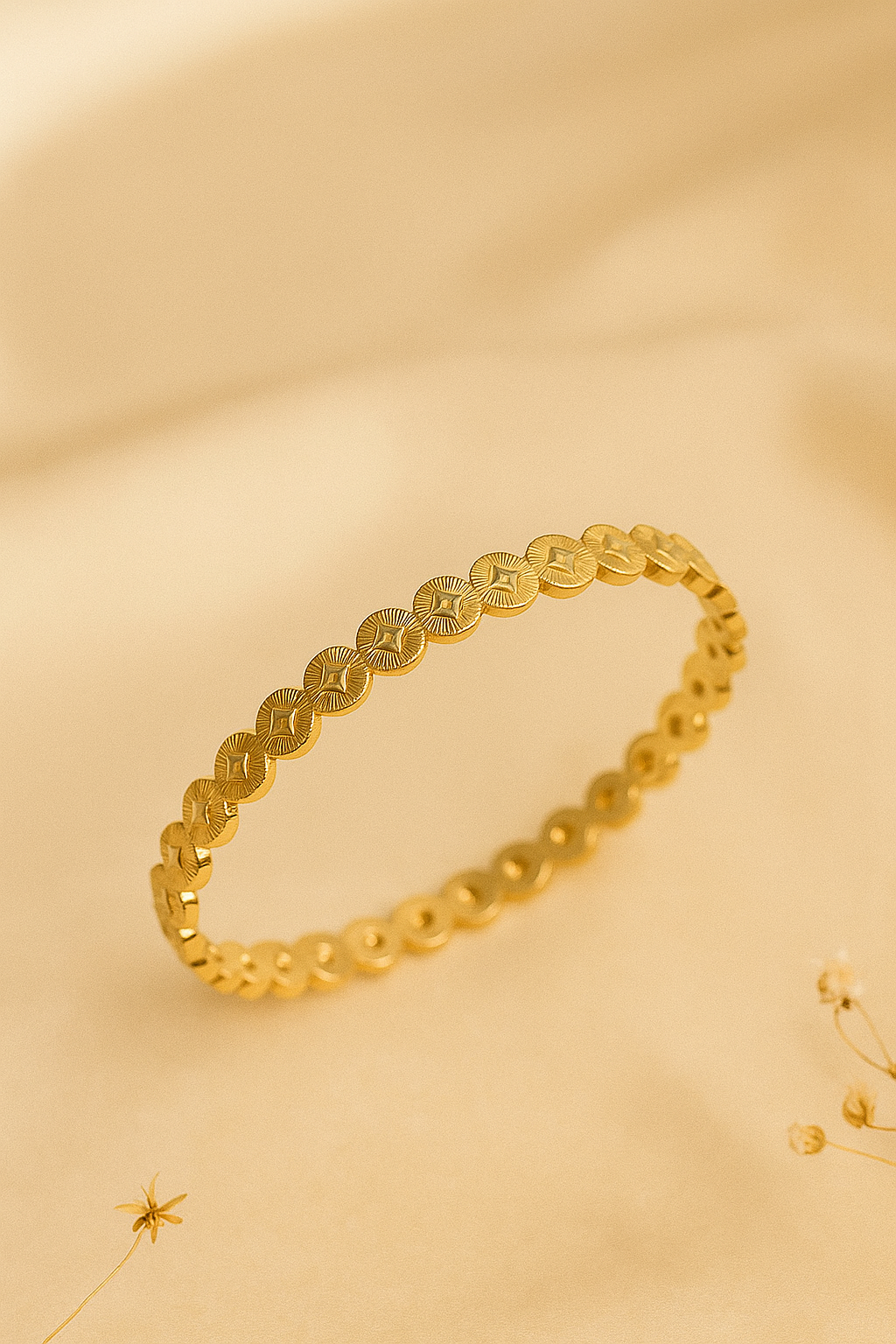 18K Gold-Plated Embossed Coin Bracelet | Anti-Tarnish Heritage Style