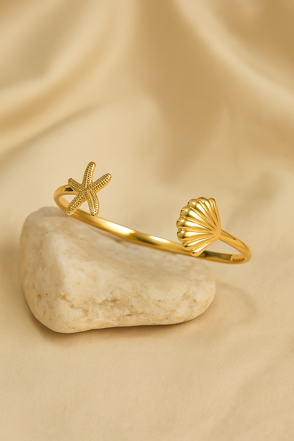 18K Gold-Plated Starfish & Seashell Open Bangle | Anti-Tarnish Coastal Charm