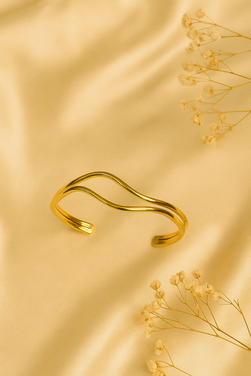 18K Gold-Plated Wave Cuff Bangle | Sculptural Minimalism | Anti-Tarnish