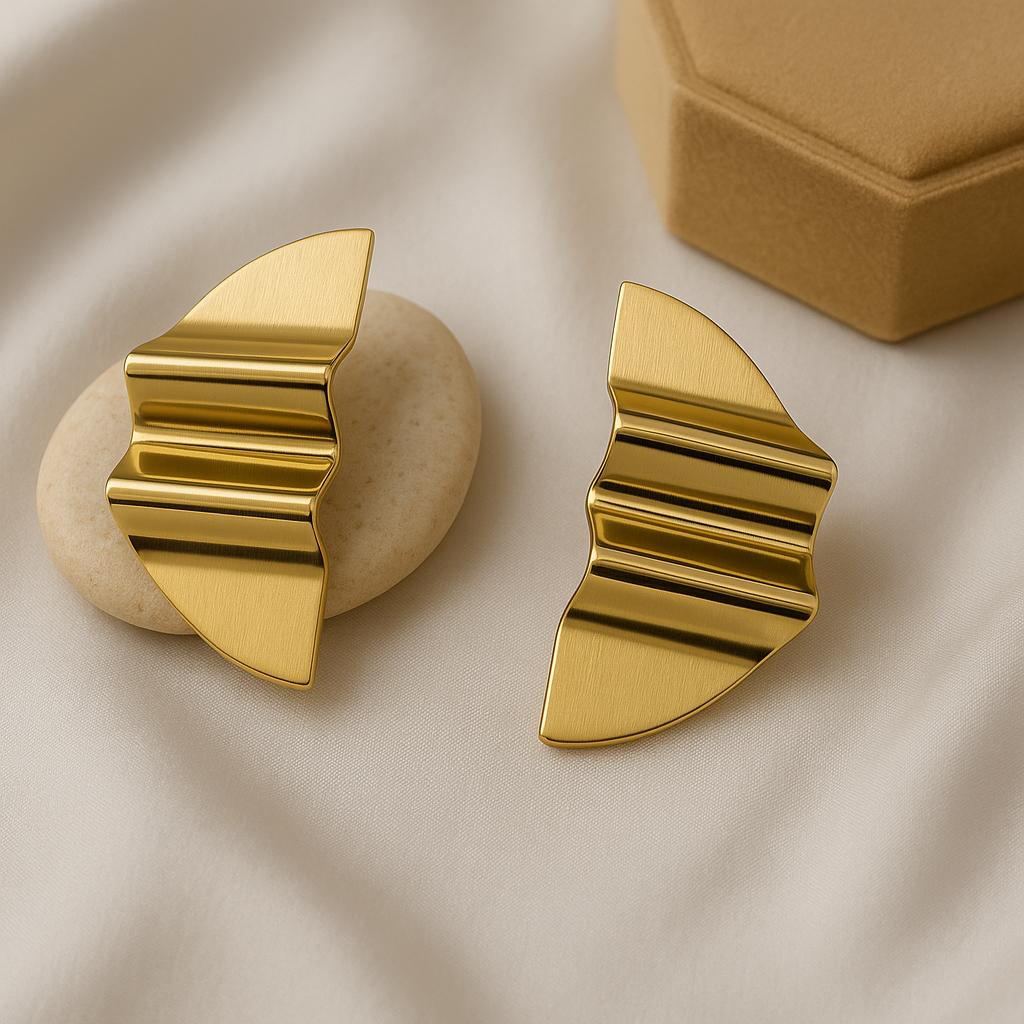 Nova Curve Geometric Studs